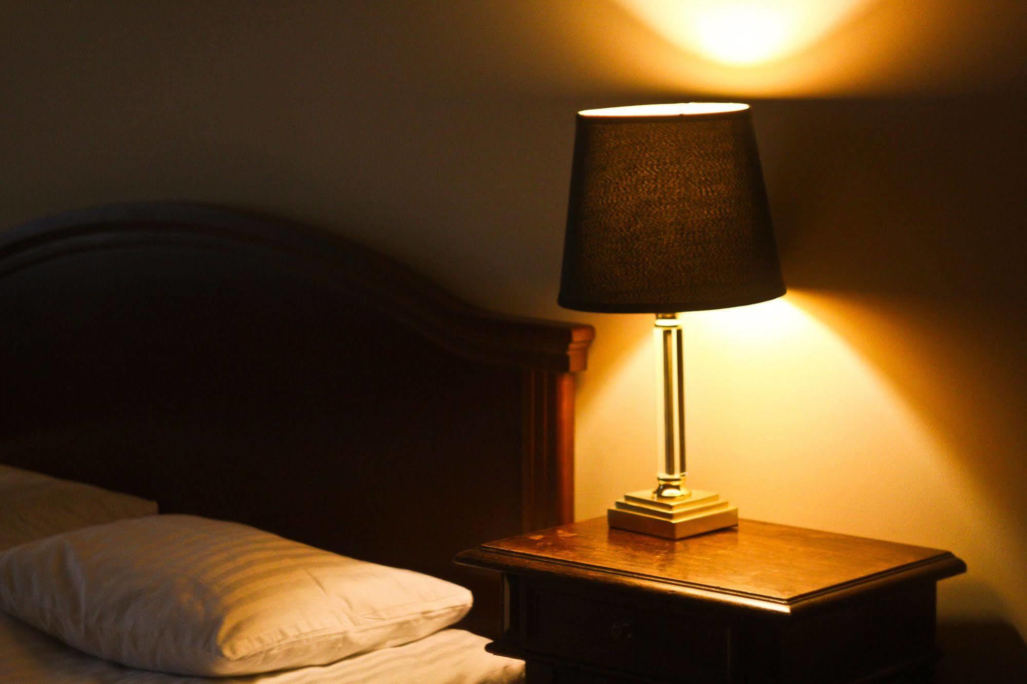 British Club Lviv Hotell Eksteriør bilde